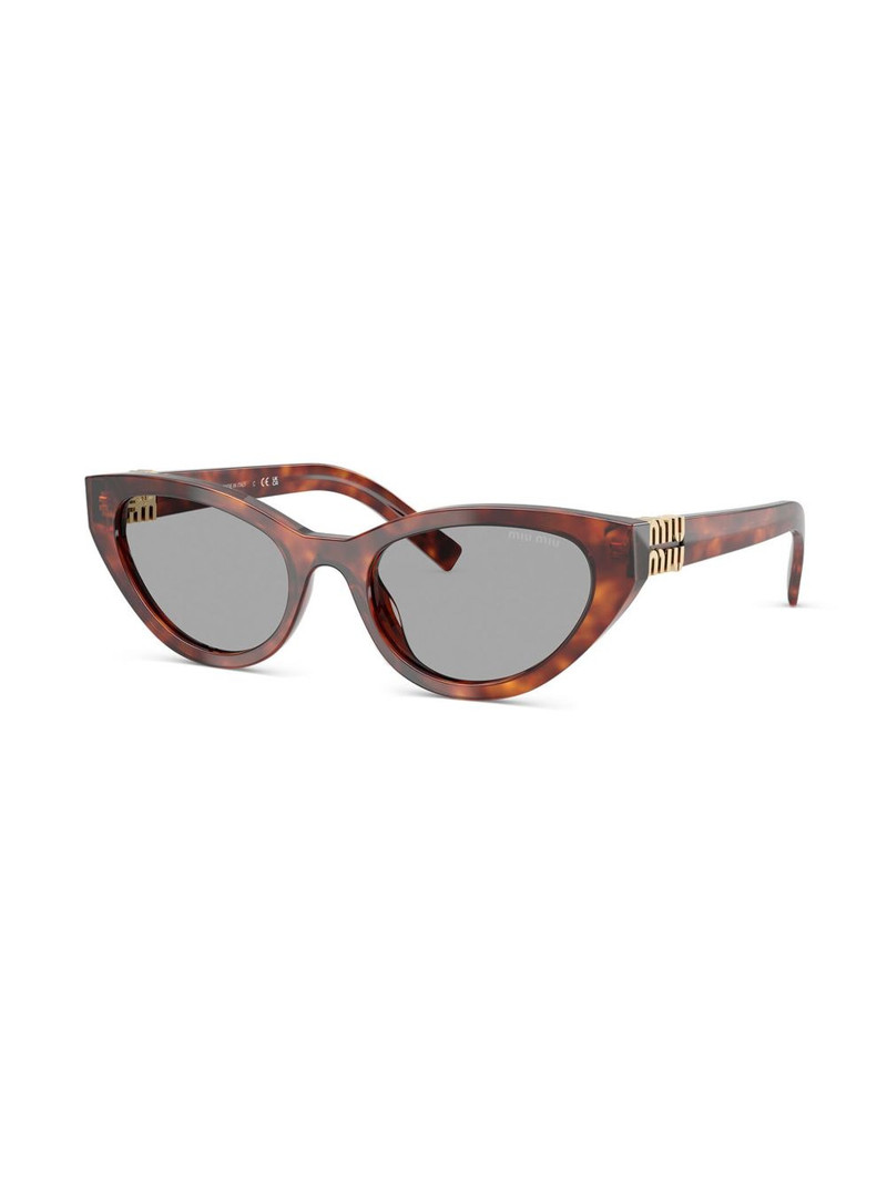 Miu Miu cat-eye sunglasses outlook