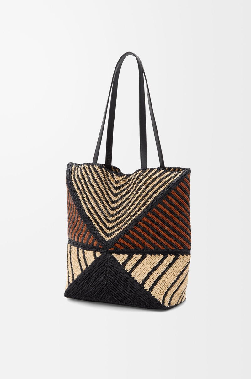 Loewe Puzzle Fold Tote in raffia outlook