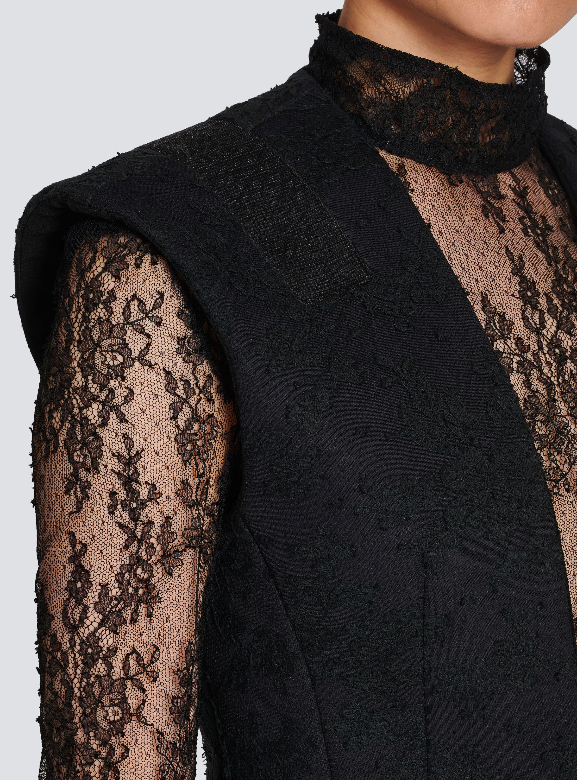 Sleeveless cotton lace blazer - 10