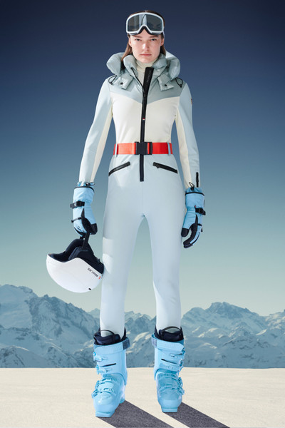 Moncler Skisuit outlook