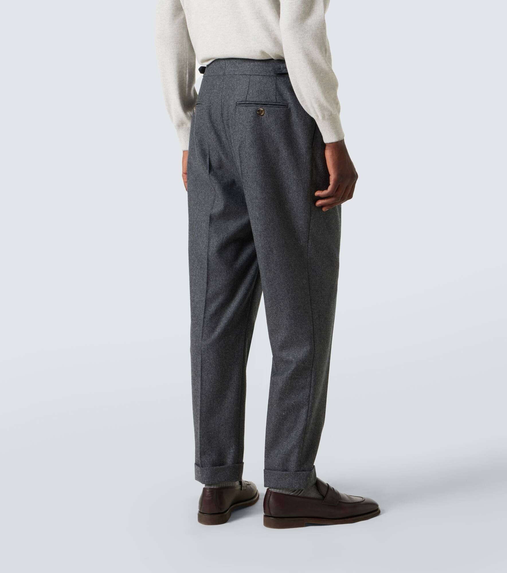 Pleated virgin wool slim pants - 4