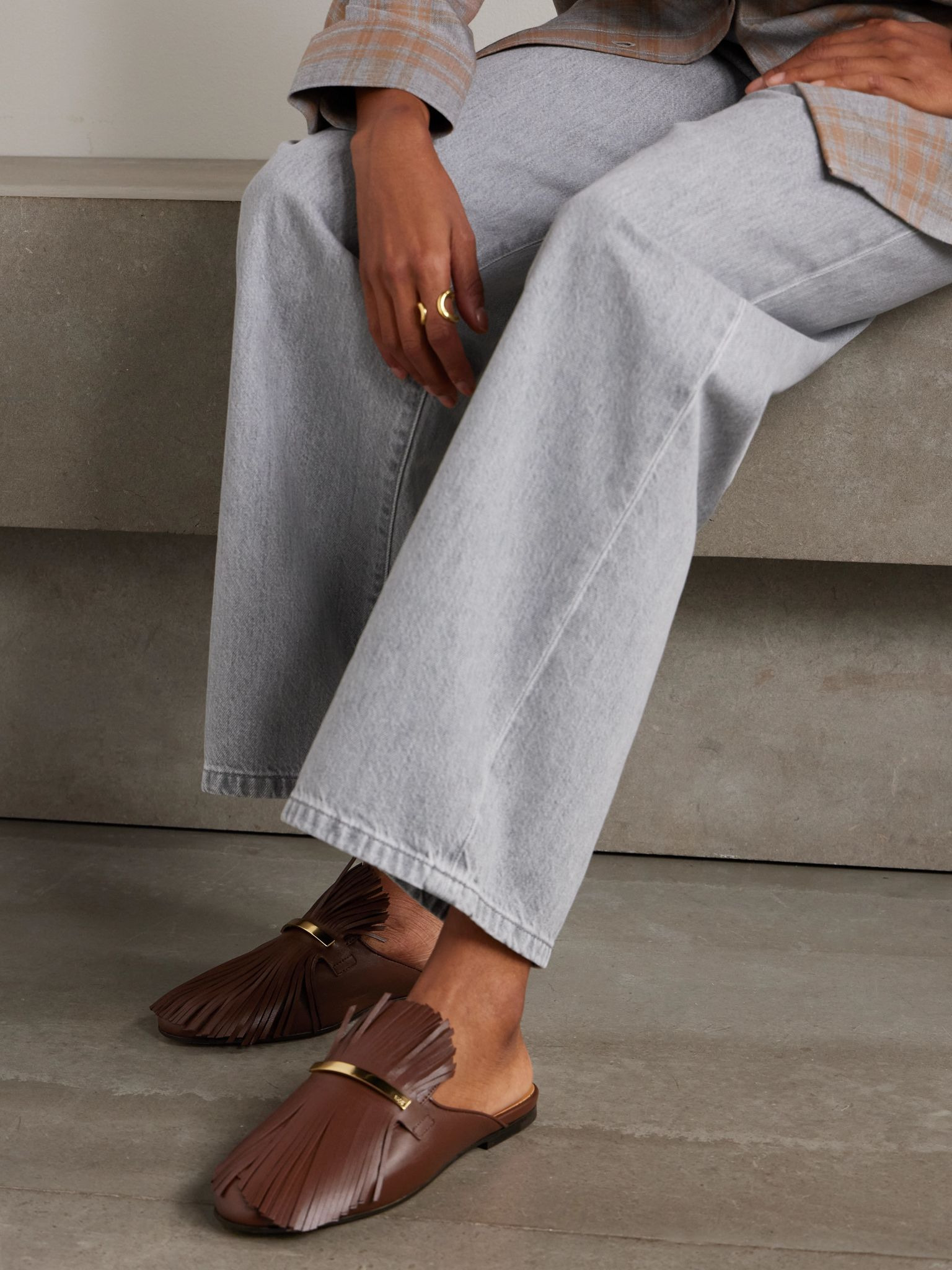Embellished fringed leather slippers Brown - 2
