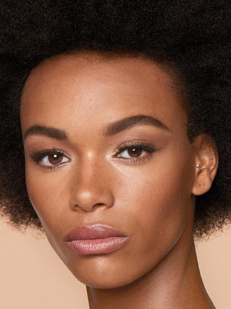 Women's Light Wonder Foundation - 9 Deep 3