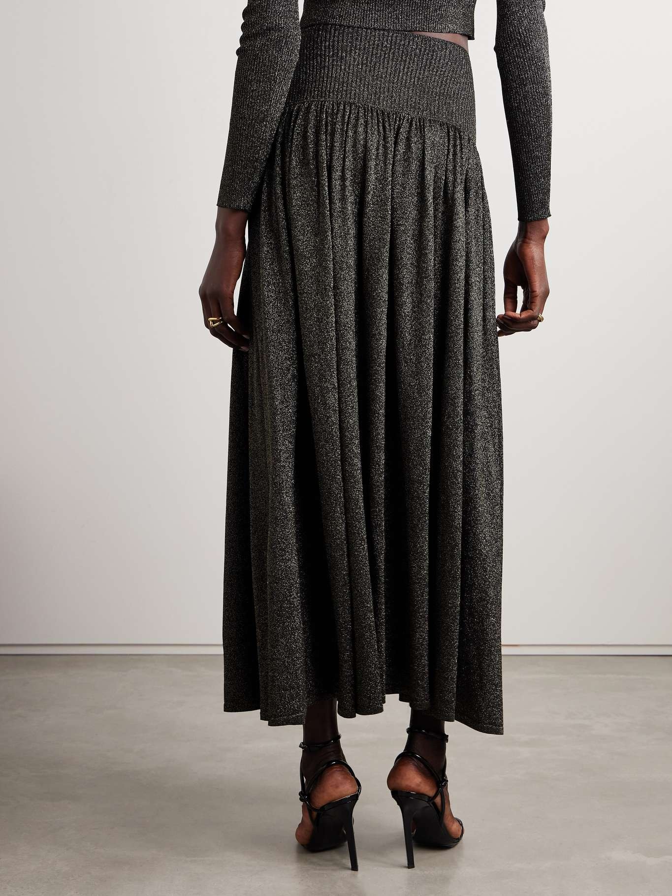 Crush gathered metallic stretch-knit midi skirt Black - 3