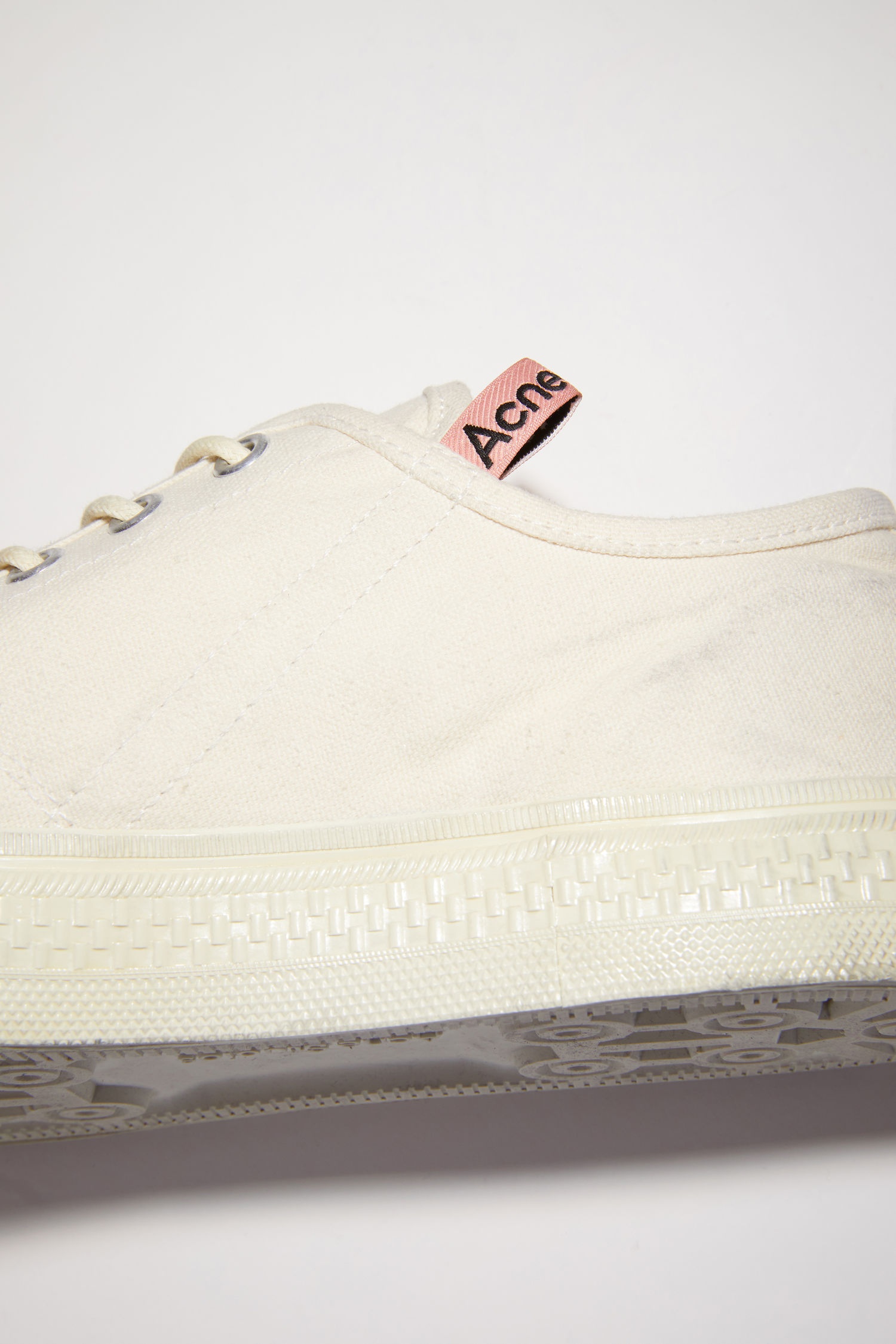 Low top sneakers - Off white/off white - 5