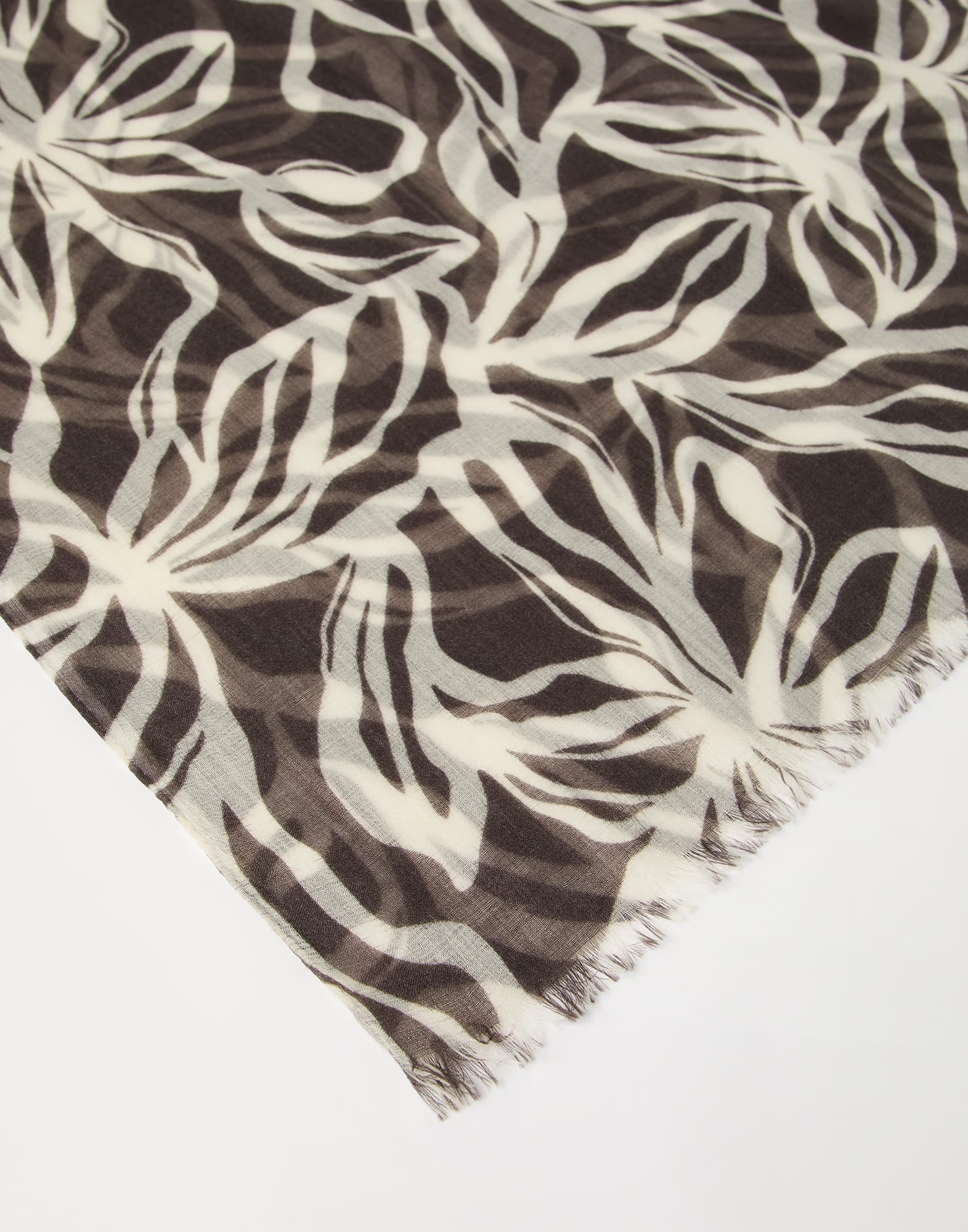 Cashmere floral print scarf - 2