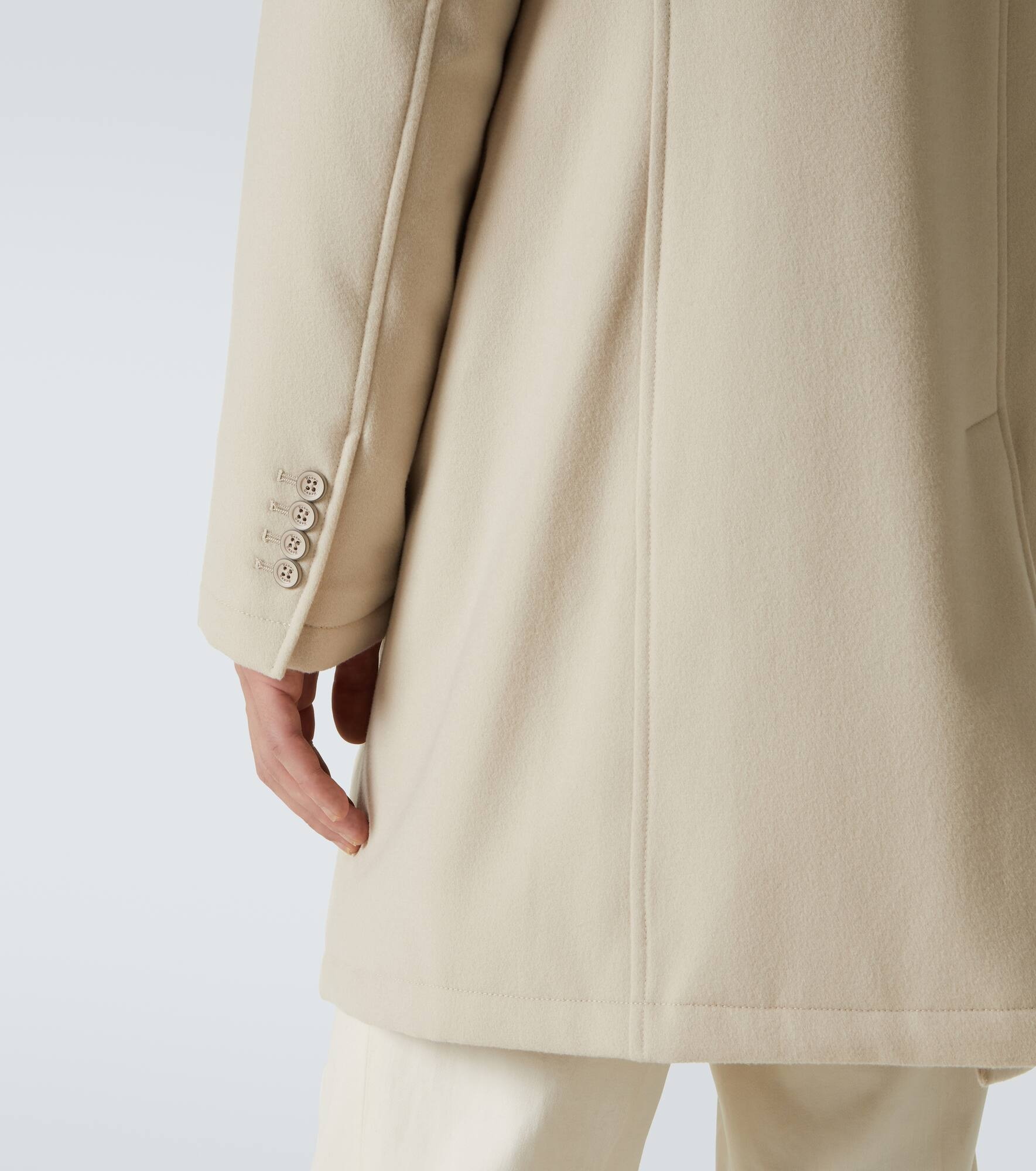 Layered wool coat - 6