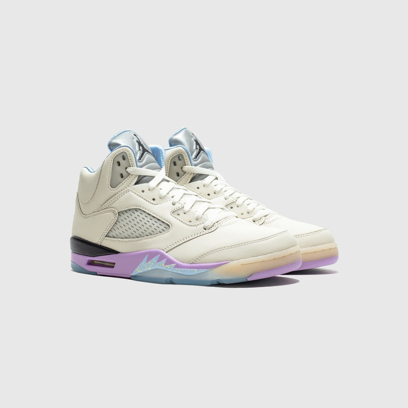 Jordan AIR JORDAN 5 RETRO "WE THE BEST SAIL" outlook