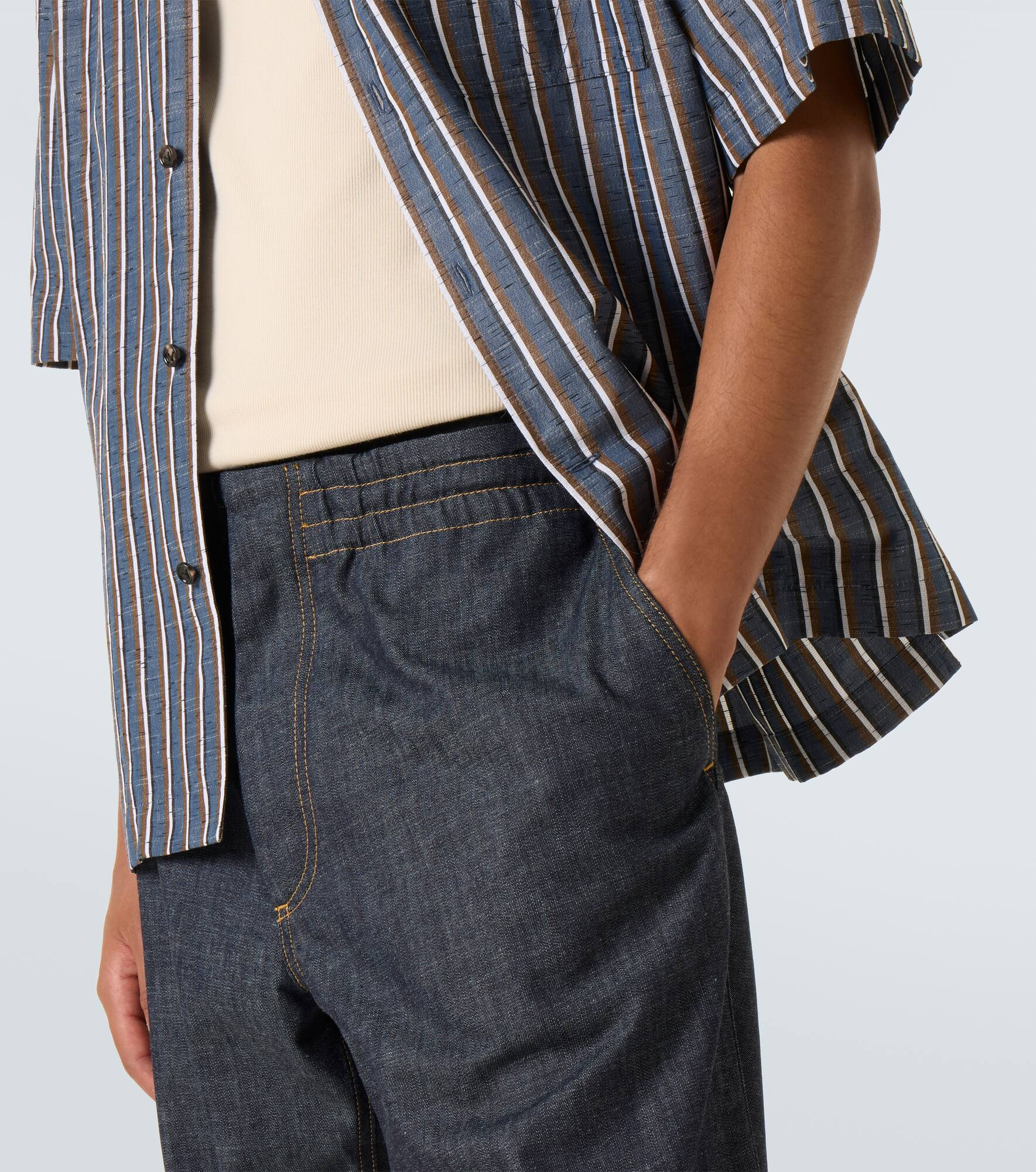 Mid-rise straight jeans - 5