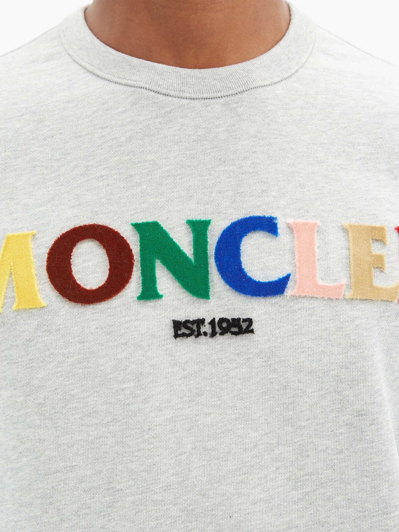 2 Moncler 1952 - 3