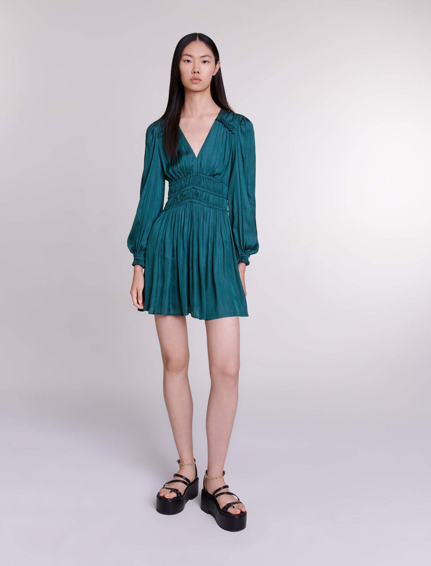 Short satin dress - 2