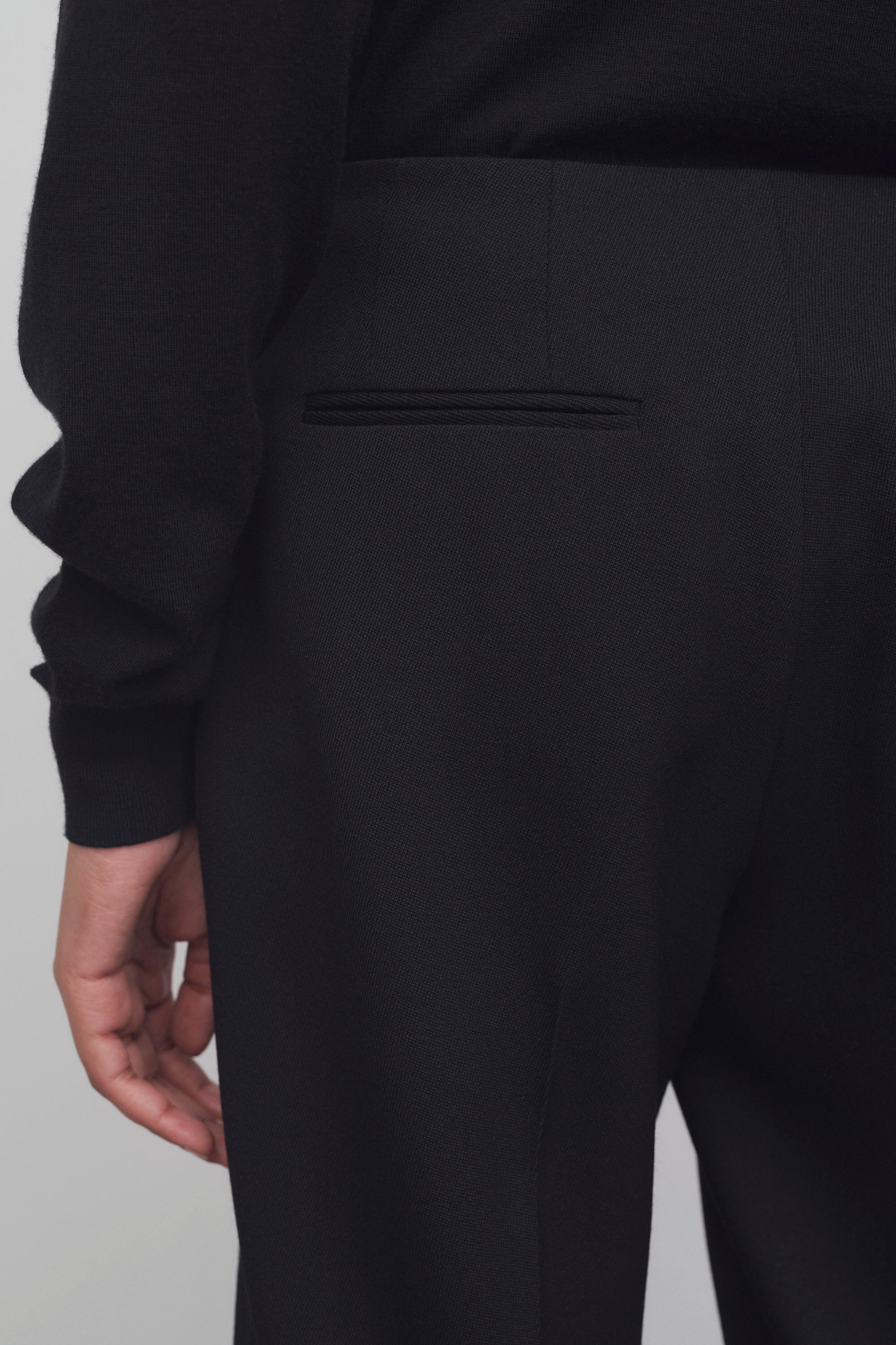 Juna Short in Virgin Wool - 6