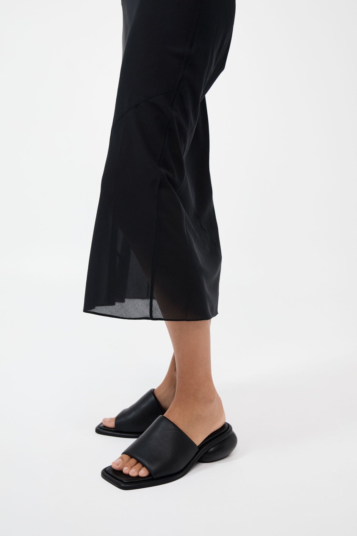 Minimal Dome Heel - Black - 5