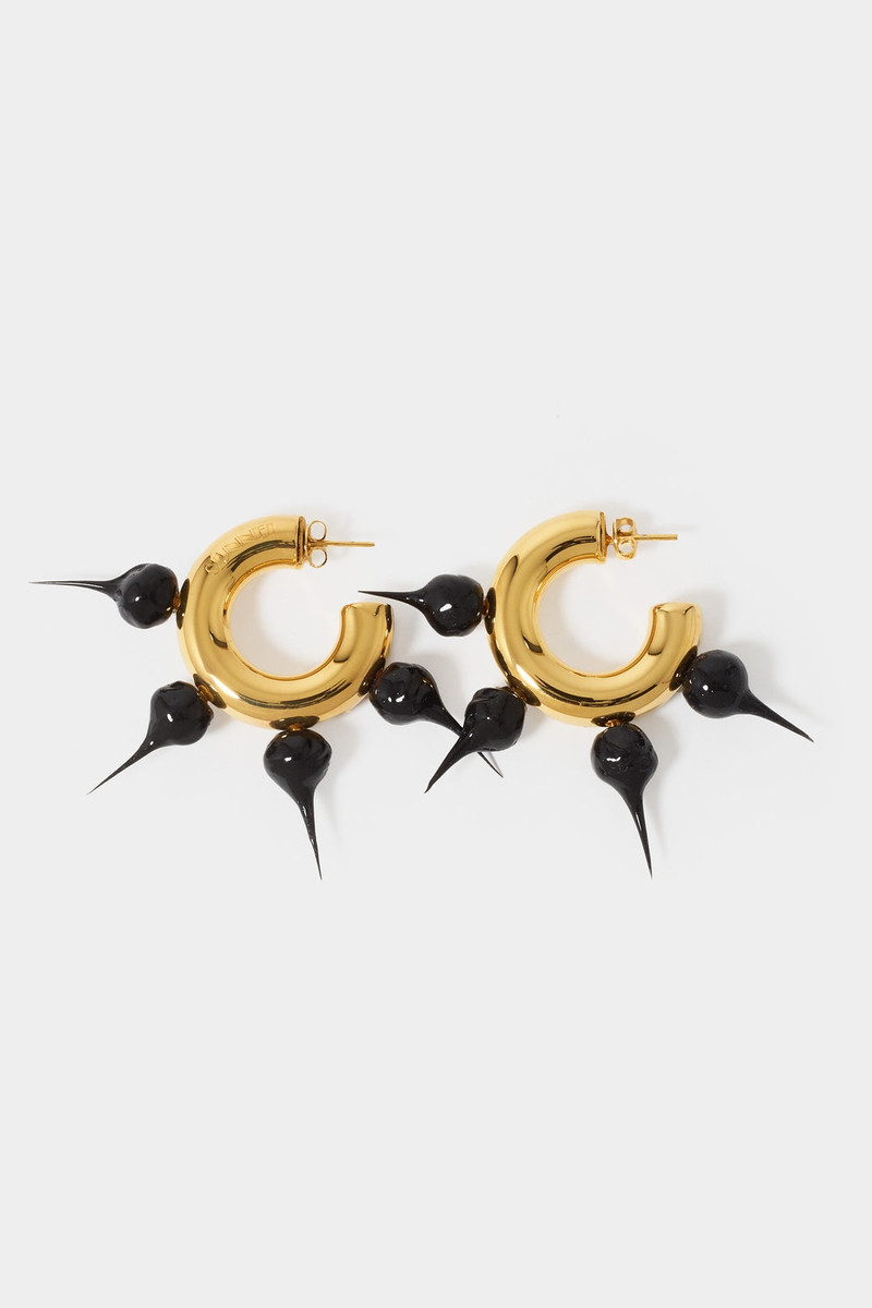 SPIKE RUBBERIZED SMALL HOOP EARRINGS / gold / black 1