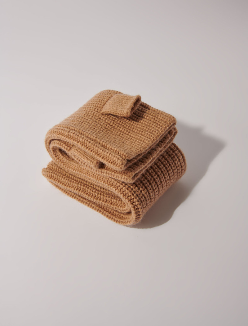 maje Wool and cashmere mittens outlook
