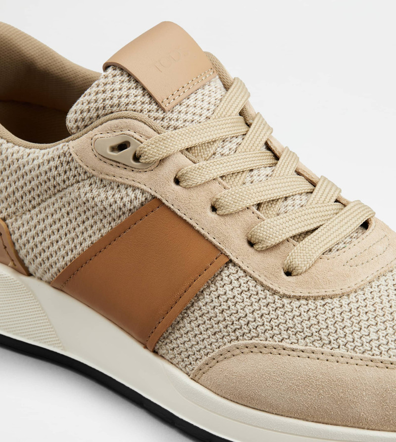 SNEAKERS IN LEATHER AND TECHNICAL FABRIC - BROWN 5