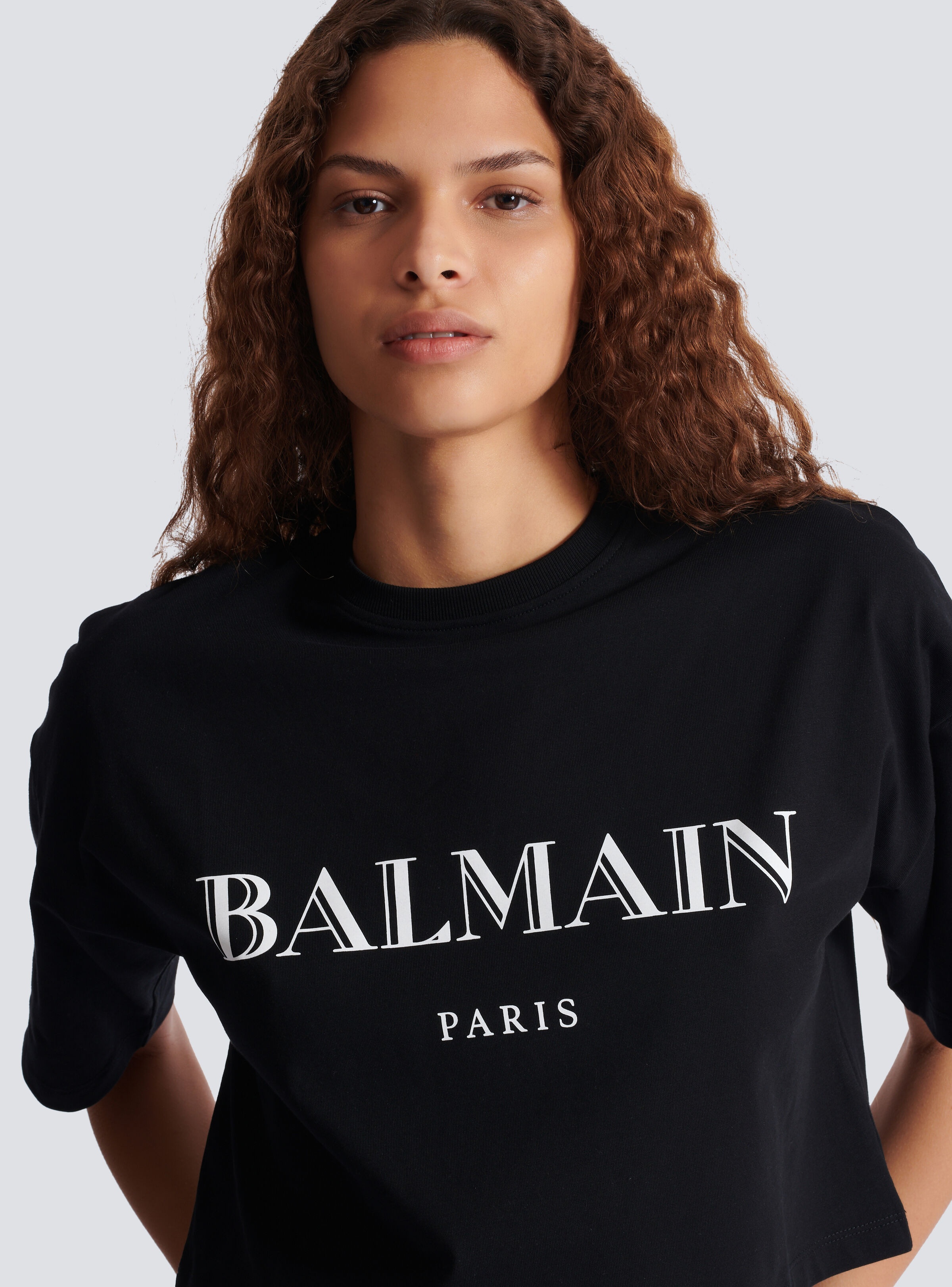 Boxy cropped T-shirt with Balmain print - 7