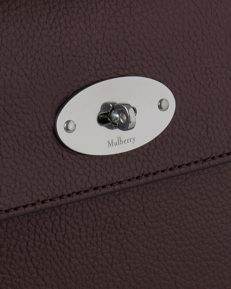 Small Antony
Ebony Small Classic Grain 6