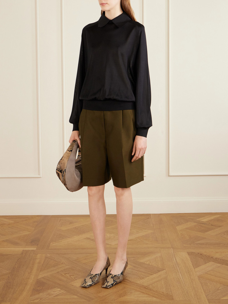 KHAITE Auggie Pleated Wool And Silk-blend Shorts outlook