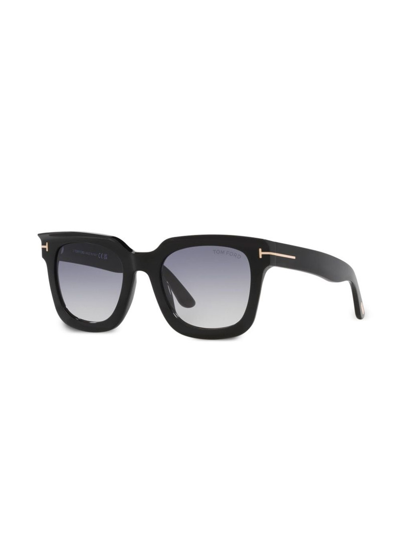 TOM FORD Tom Ford TR001843 Leigh-02 outlook
