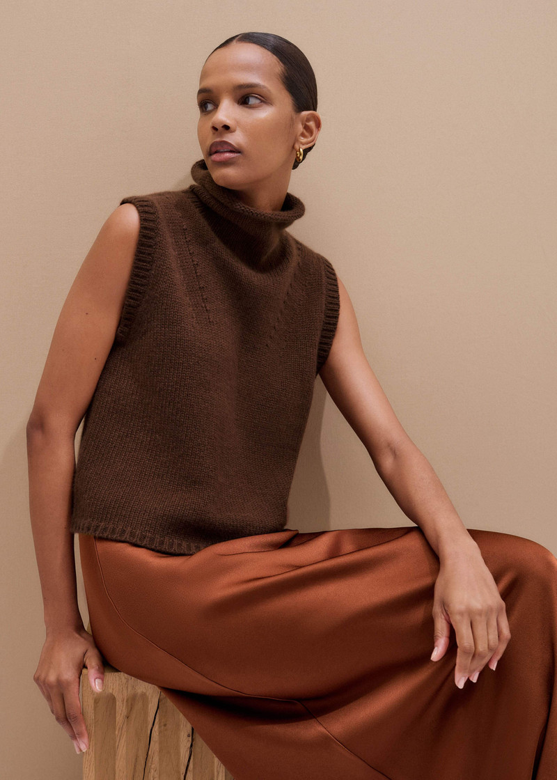 Crop Sweater Vest 1