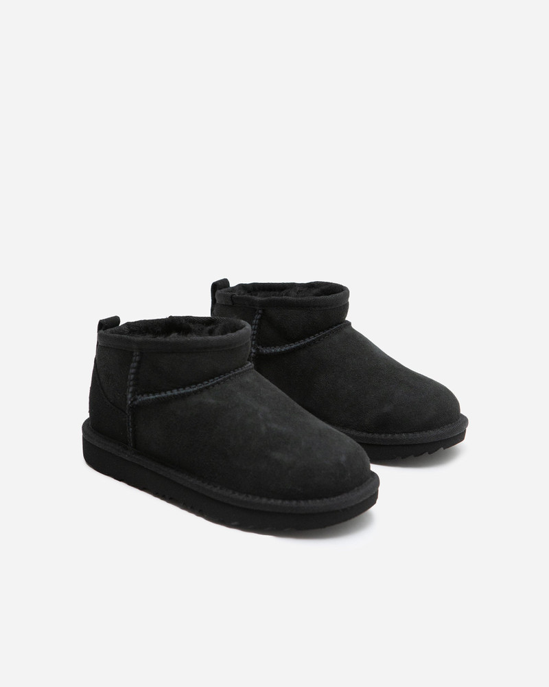 UGG Classic Ultra Mini (Preschool) outlook