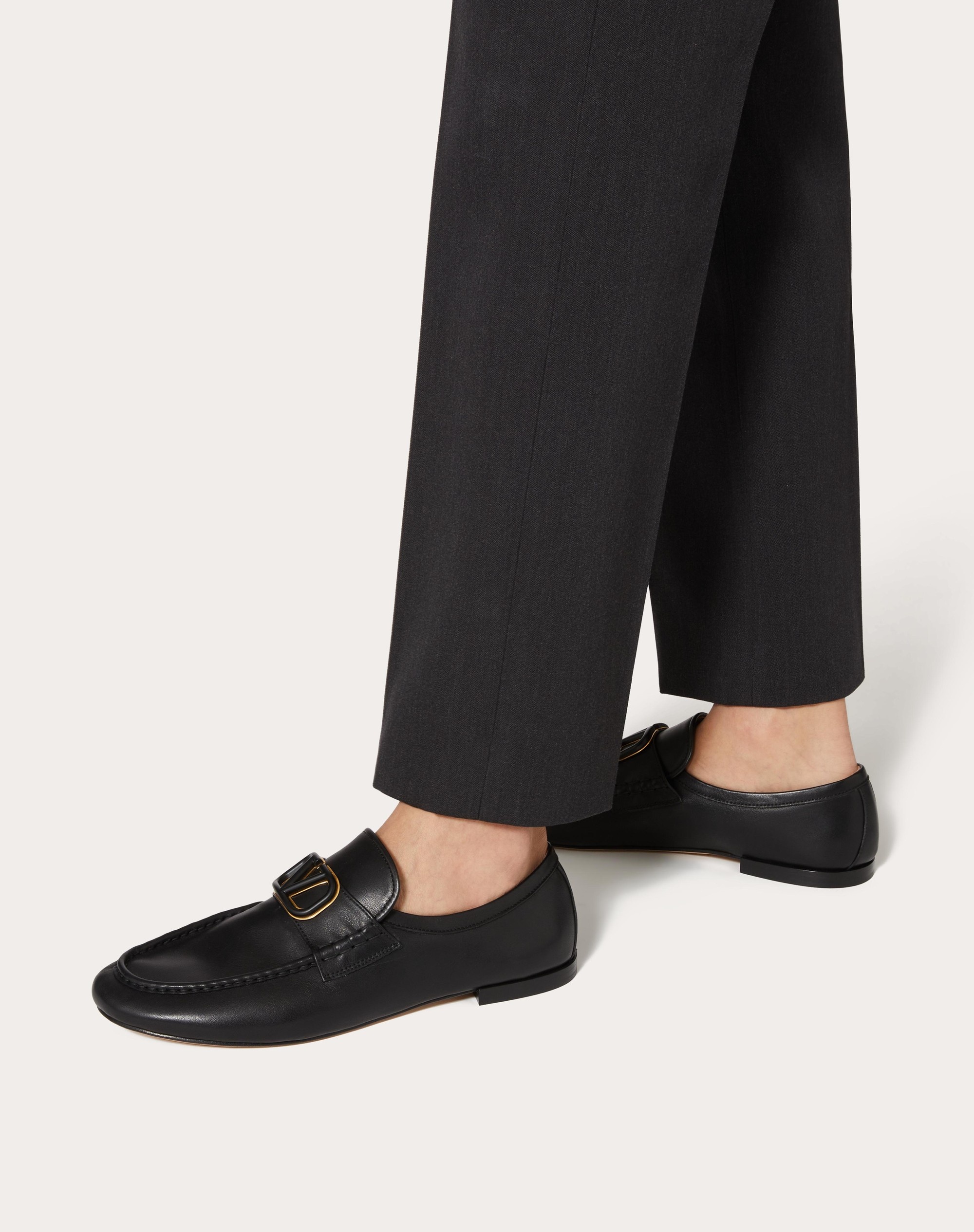 VLOGO SIGNATURE CALFSKIN NAPPA LOAFER - 6