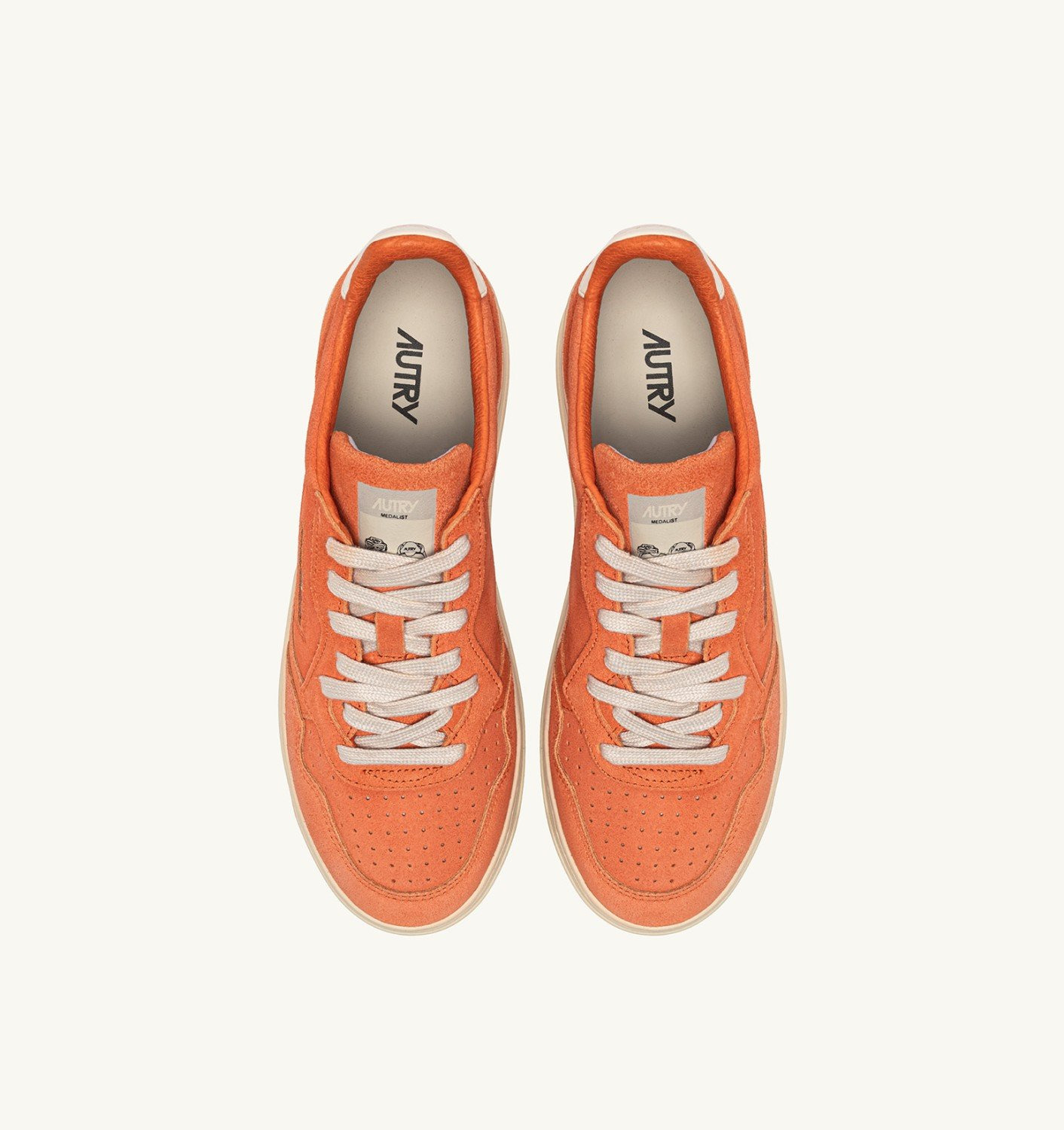 MEDALIST LOW SNEAKERS IN FANTA AND OFF WHITE SUEDE - 5