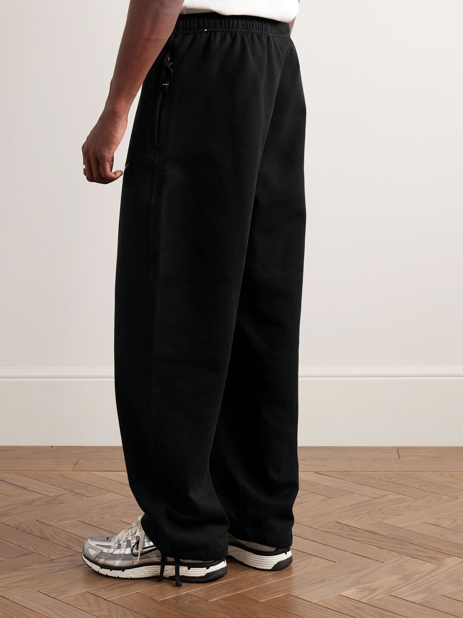 Solo Swoosh Straight-Leg Logo-Embroidered Cotton-Blend Jersey Sweatpants Black - 4