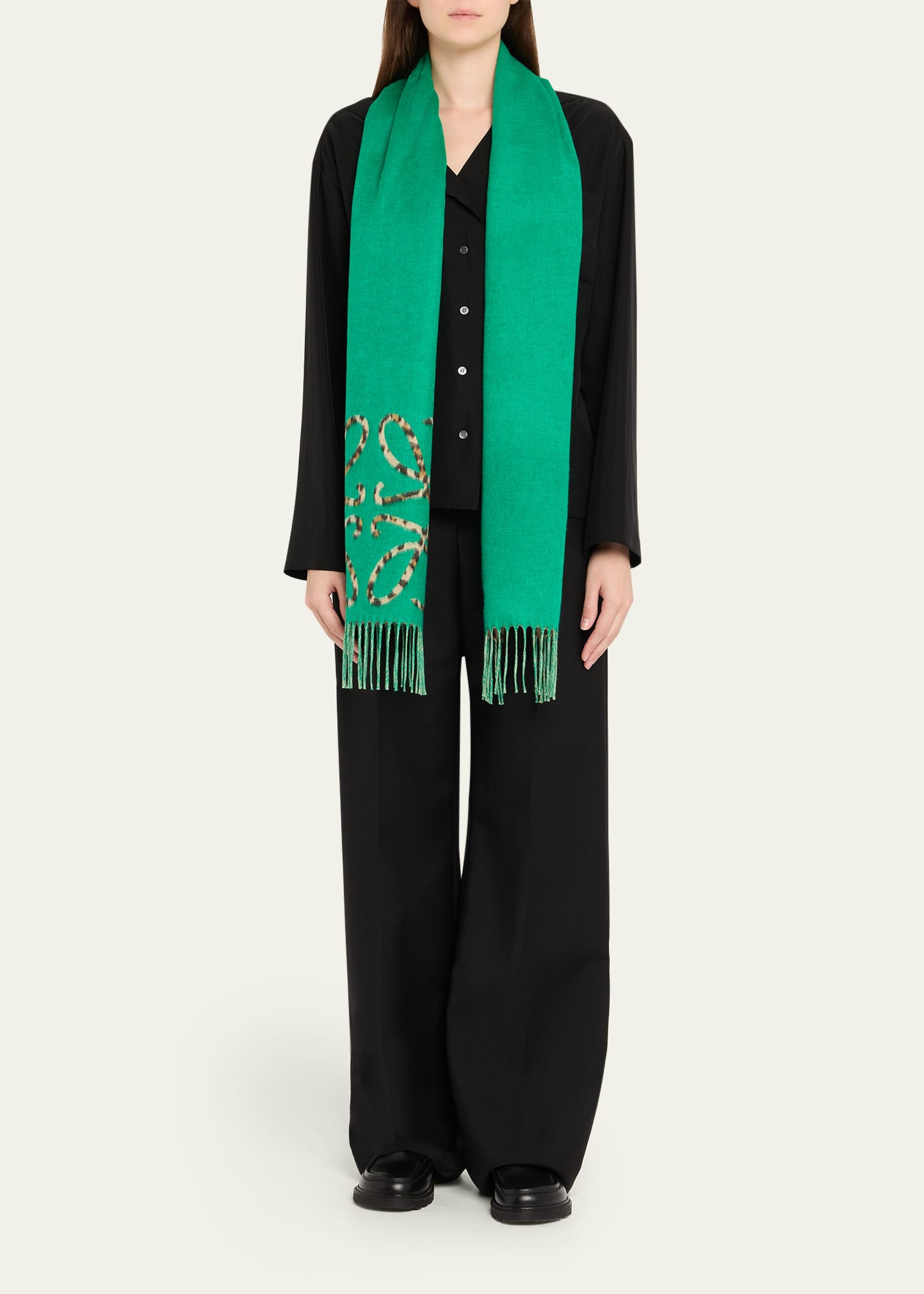 Anagram Leopard-Print Cashmere Scarf - 2