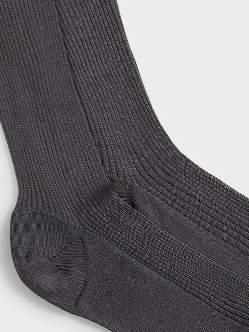 Aeyde Jory Silk Socks outlook