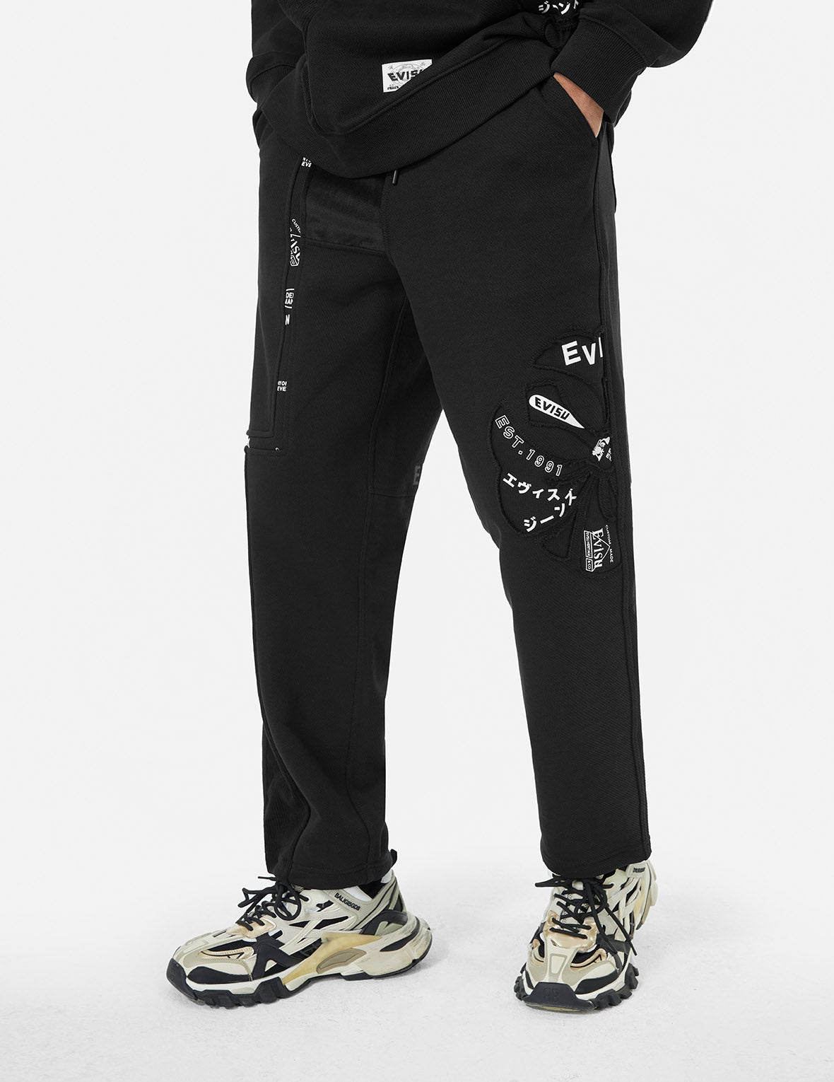 Kamon Appliqué Patchwork Loose Fit Sweatpants - 5