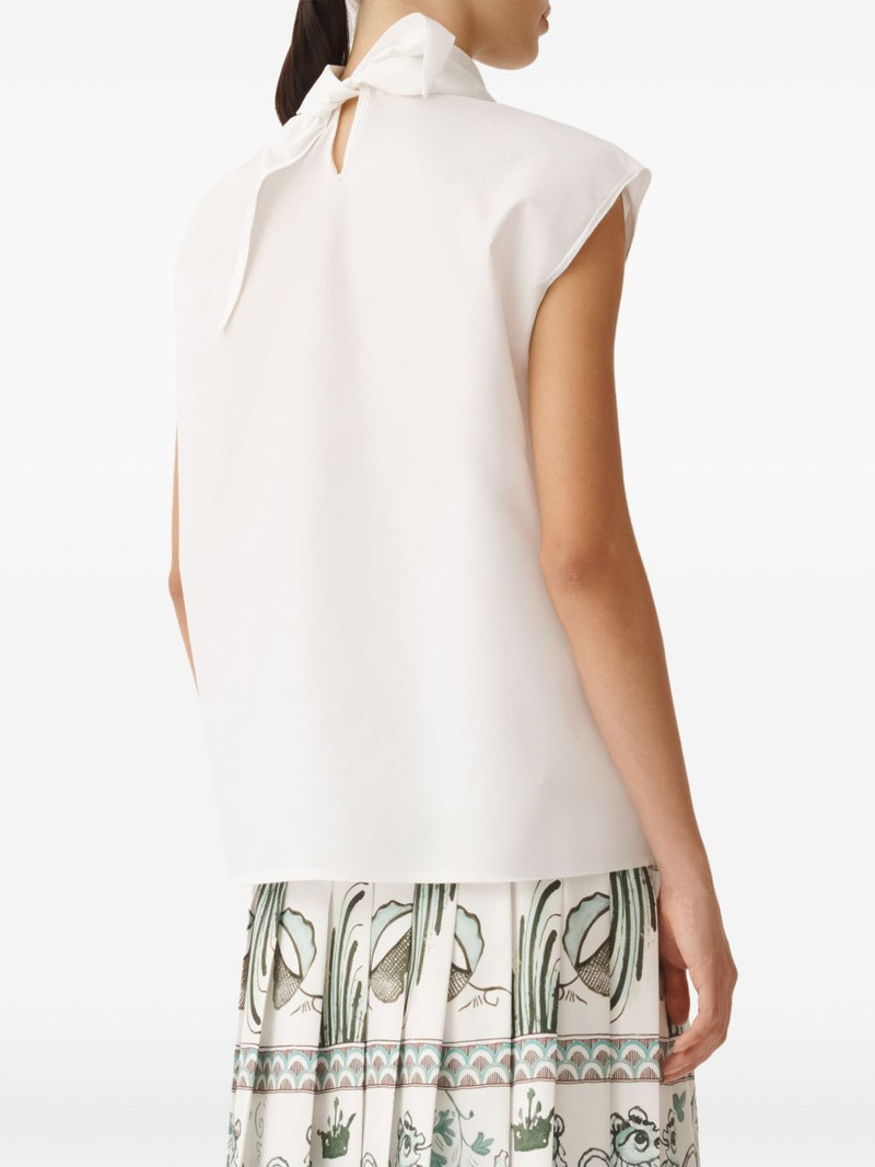 halterneck blouse 4