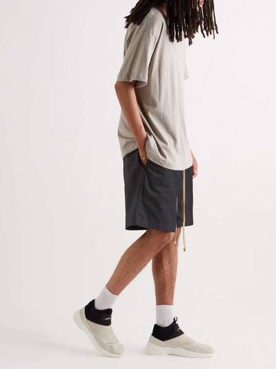 Fear of God Wide-Leg Logo-Appliquéd Cotton-Twill Shorts outlook