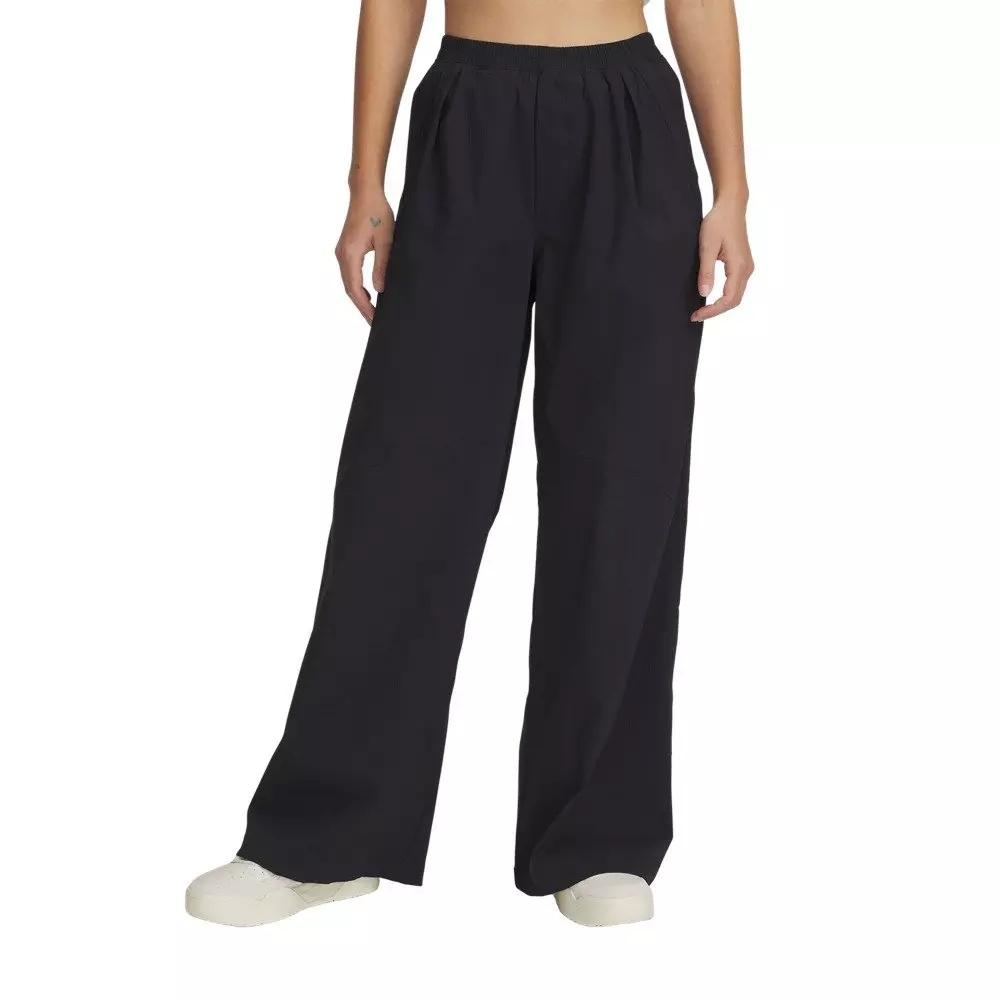 Women's UA Unstoppable Woven Parachute Pants - Black - 1