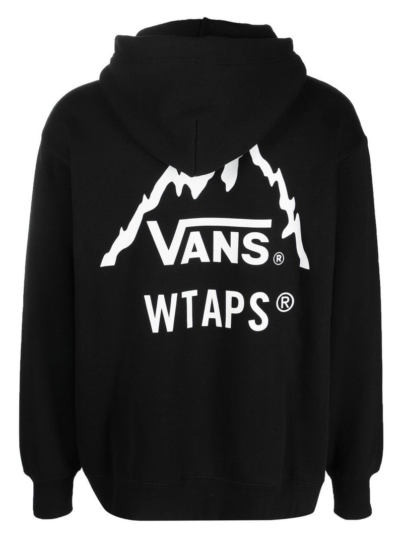 Vans logo-print drawstring hoodie outlook