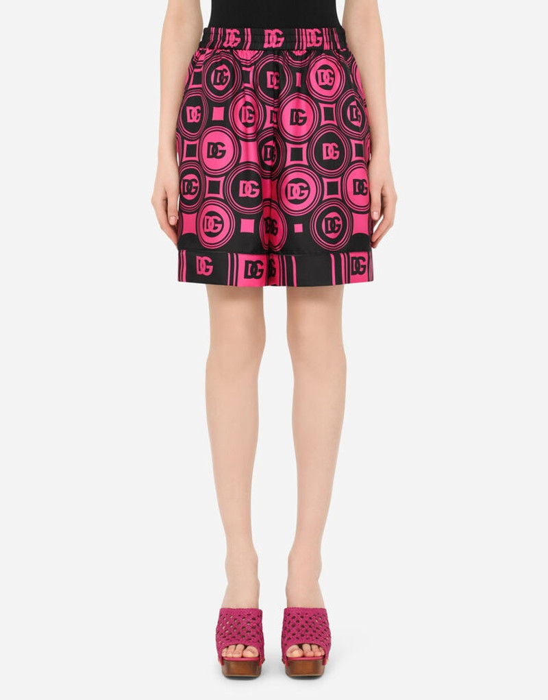 Dolce & Gabbana DG-print twill shorts with piping outlook