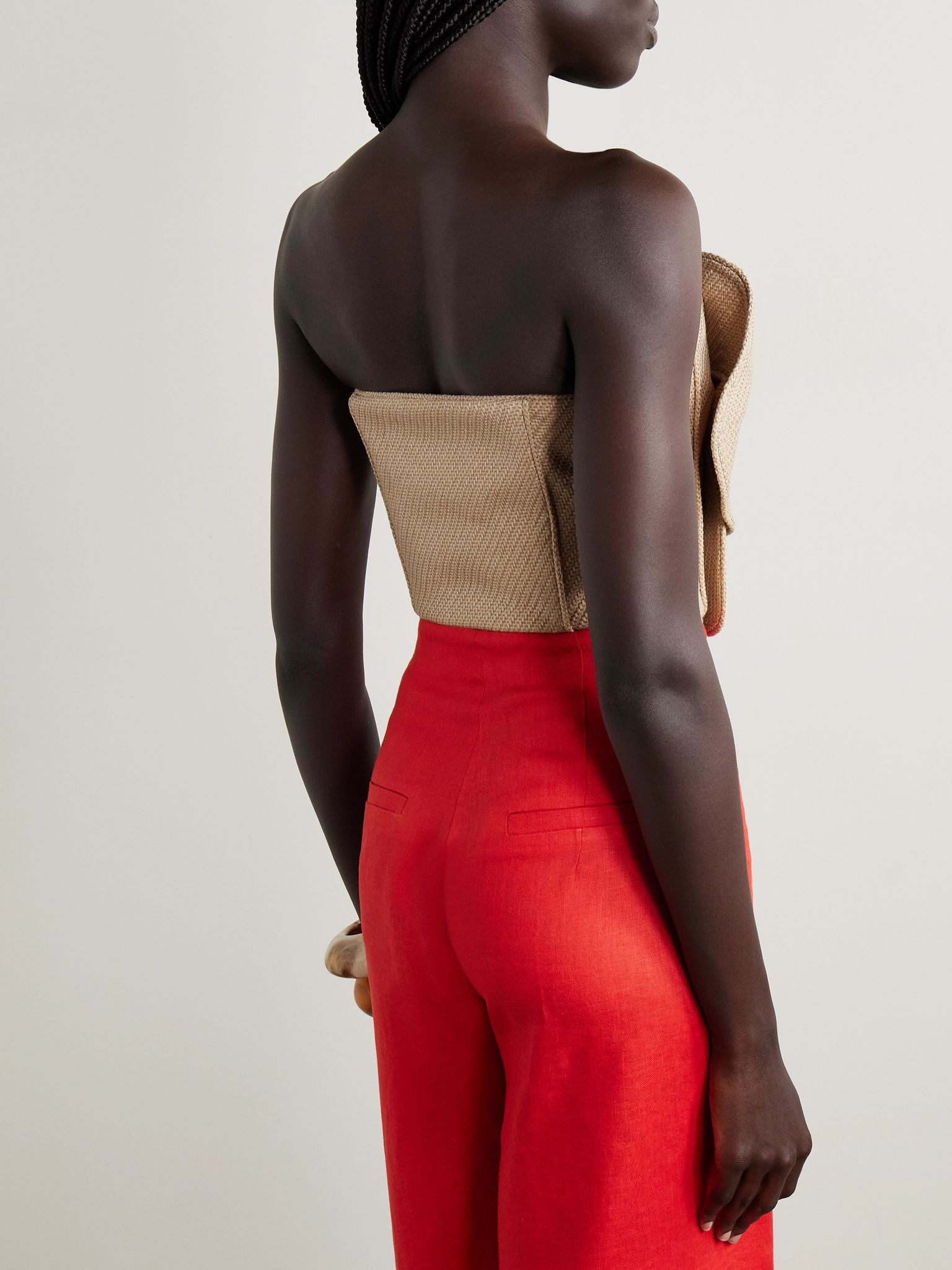 Florencia appliquéd strapless cropped woven top Taupe - 3