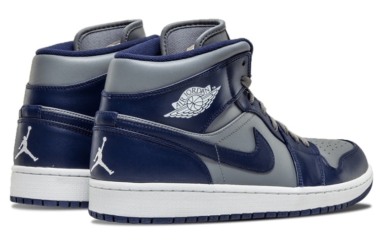 Air Jordan 1 Mid 'Georgetown' 554724-006 - 4