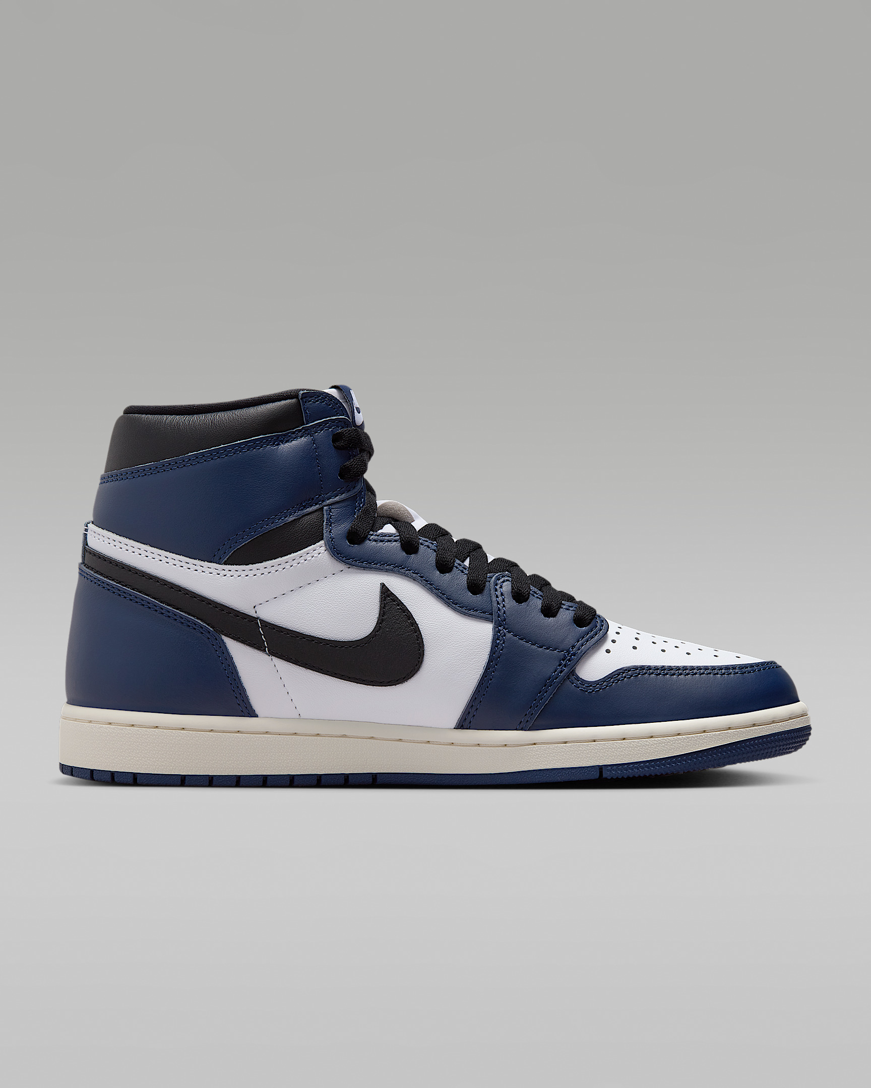 Air Jordan 1 Retro High OG "Midnight Navy" Men's Shoes - 3