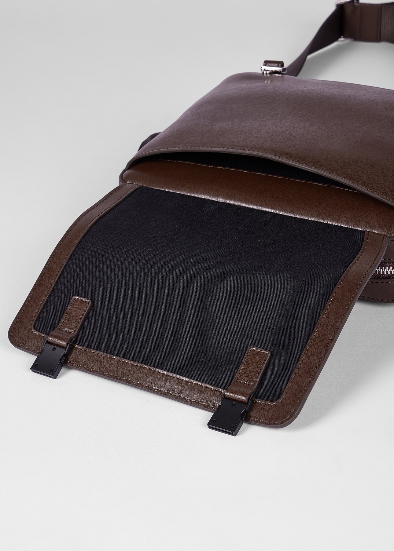Small Brown Leather Messenger Bag - 7