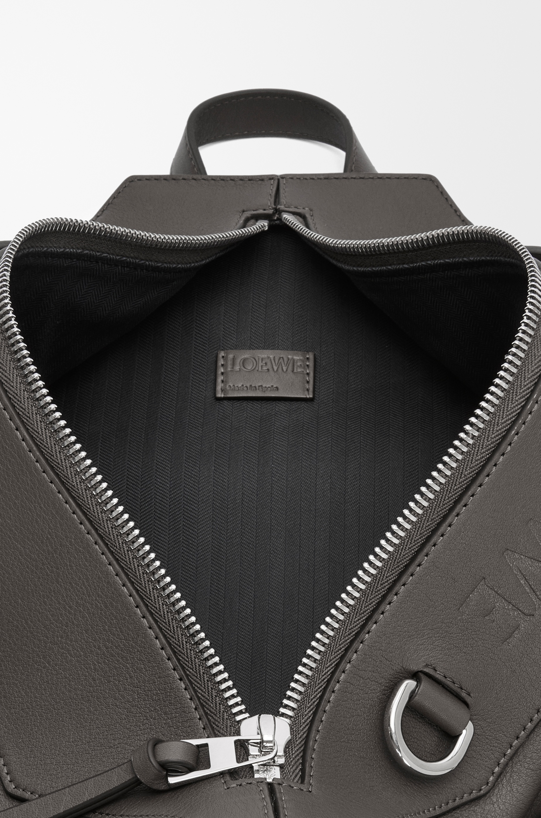 Convertible backpack in classic calfskin - 6