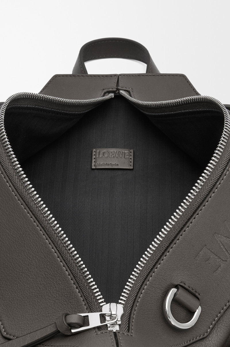 Convertible backpack in classic calfskin 6