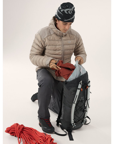 Arc'teryx Cerium Hoody outlook