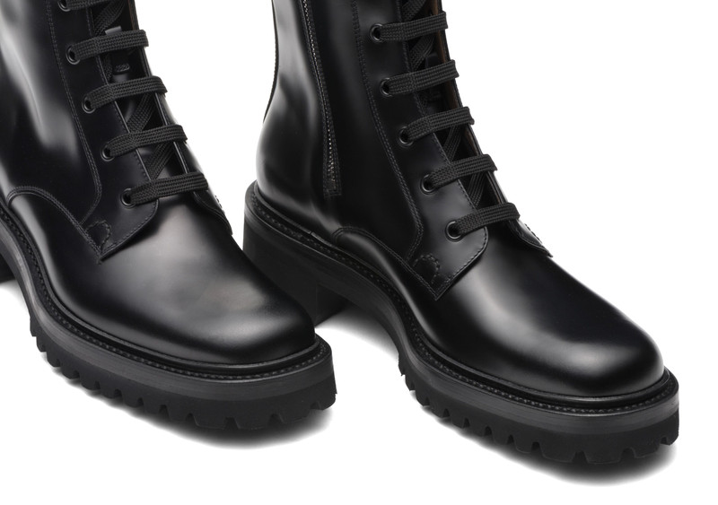 Gwyneth sq
Calf Leather Lace-up Boot Black 4