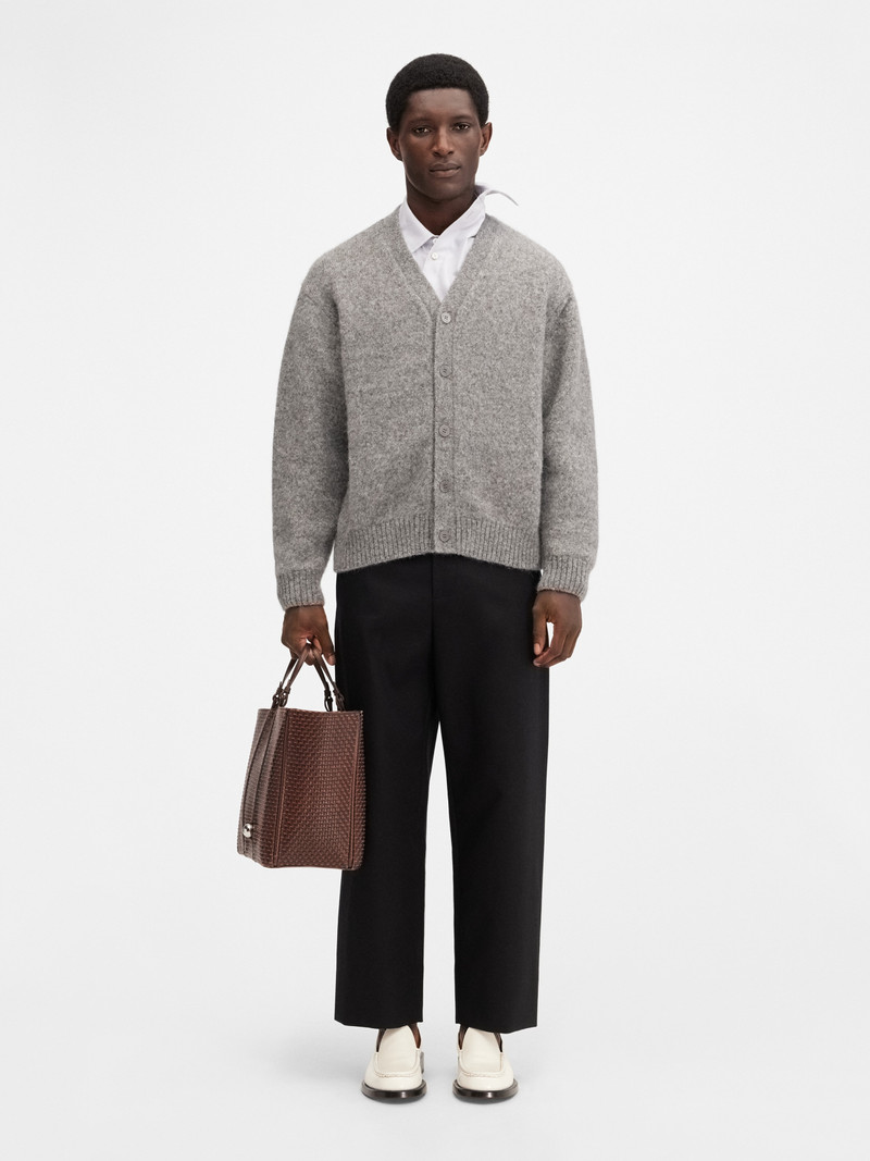 JACQUEMUS The Jacquemus cardigan outlook