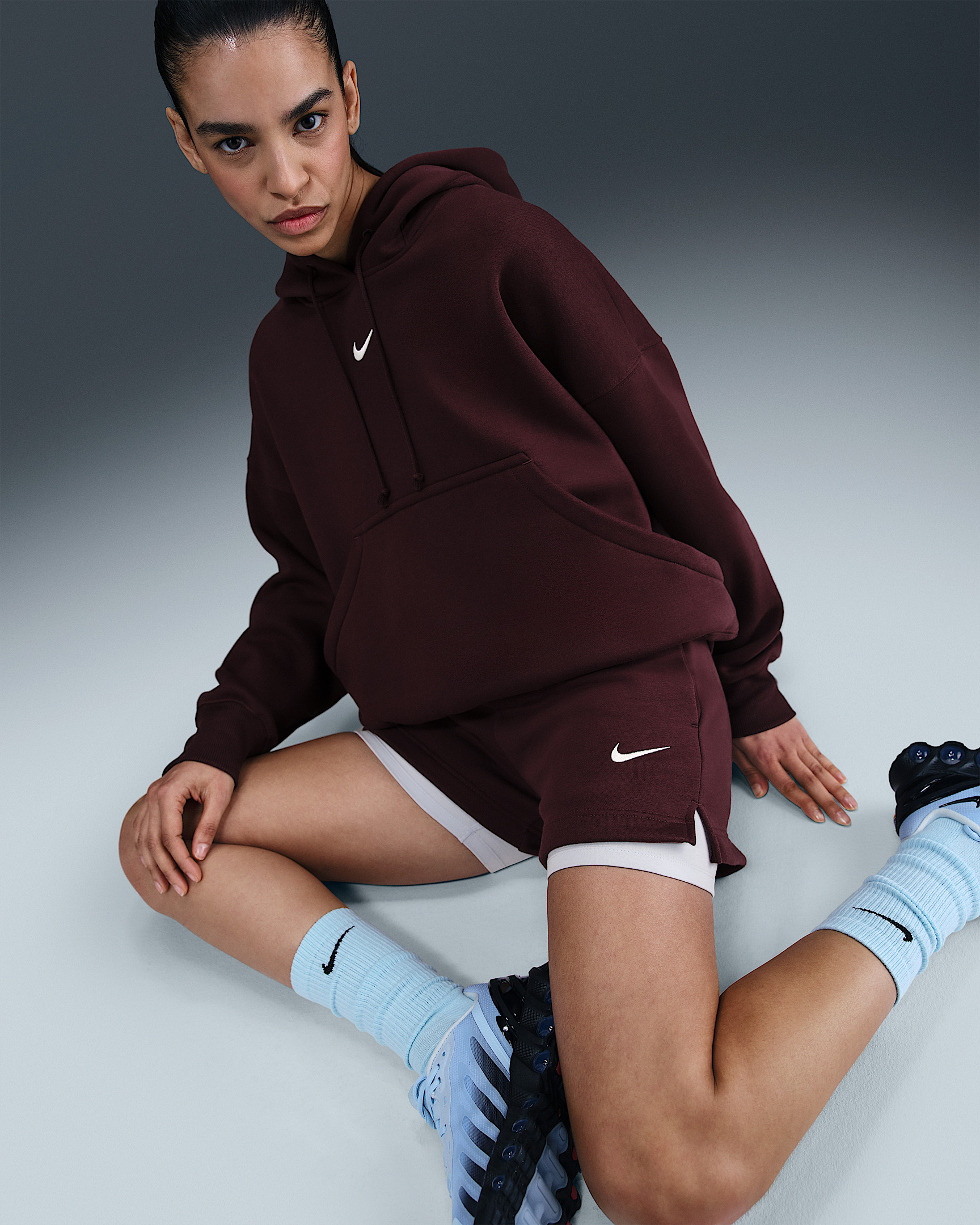 Nike Sportswear Phoenix Fleece Women's Mid-Rise 4" Shorts - 5