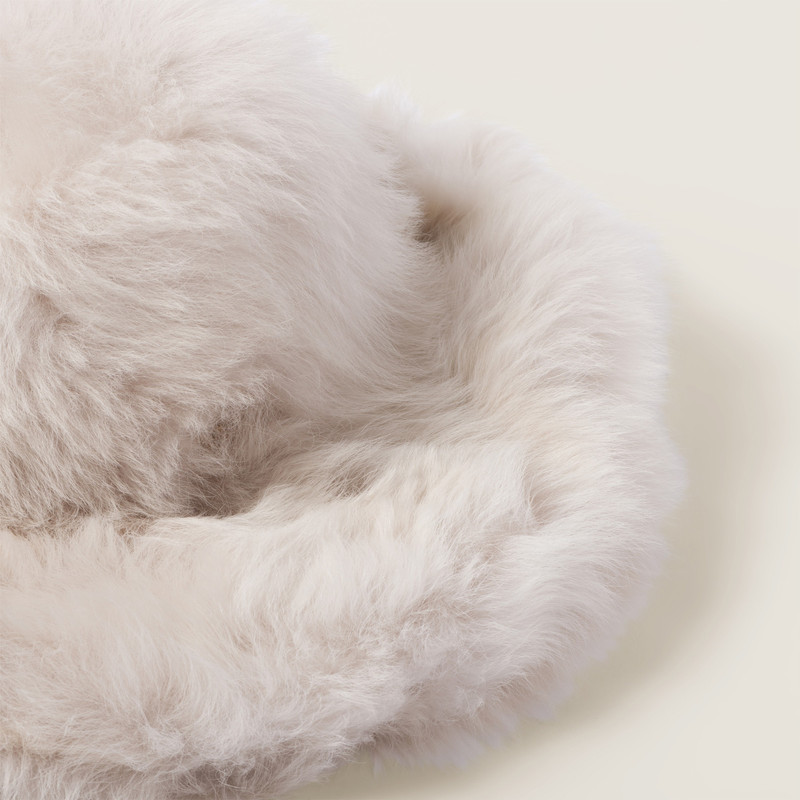 Shearling hat 3