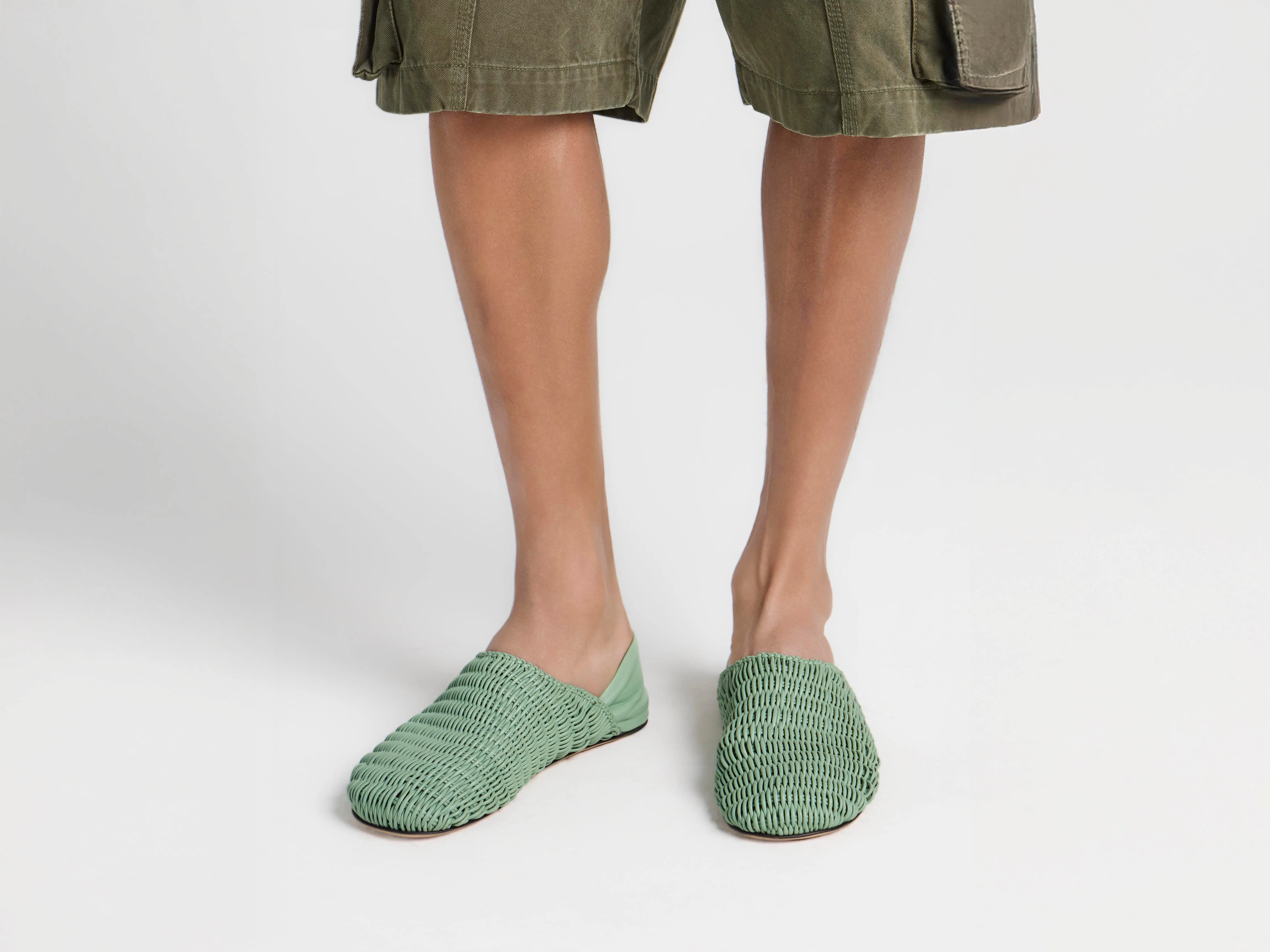 MENS SLIPPER MULES IN SAGE-GREEN WOVEN LEATHER - 1