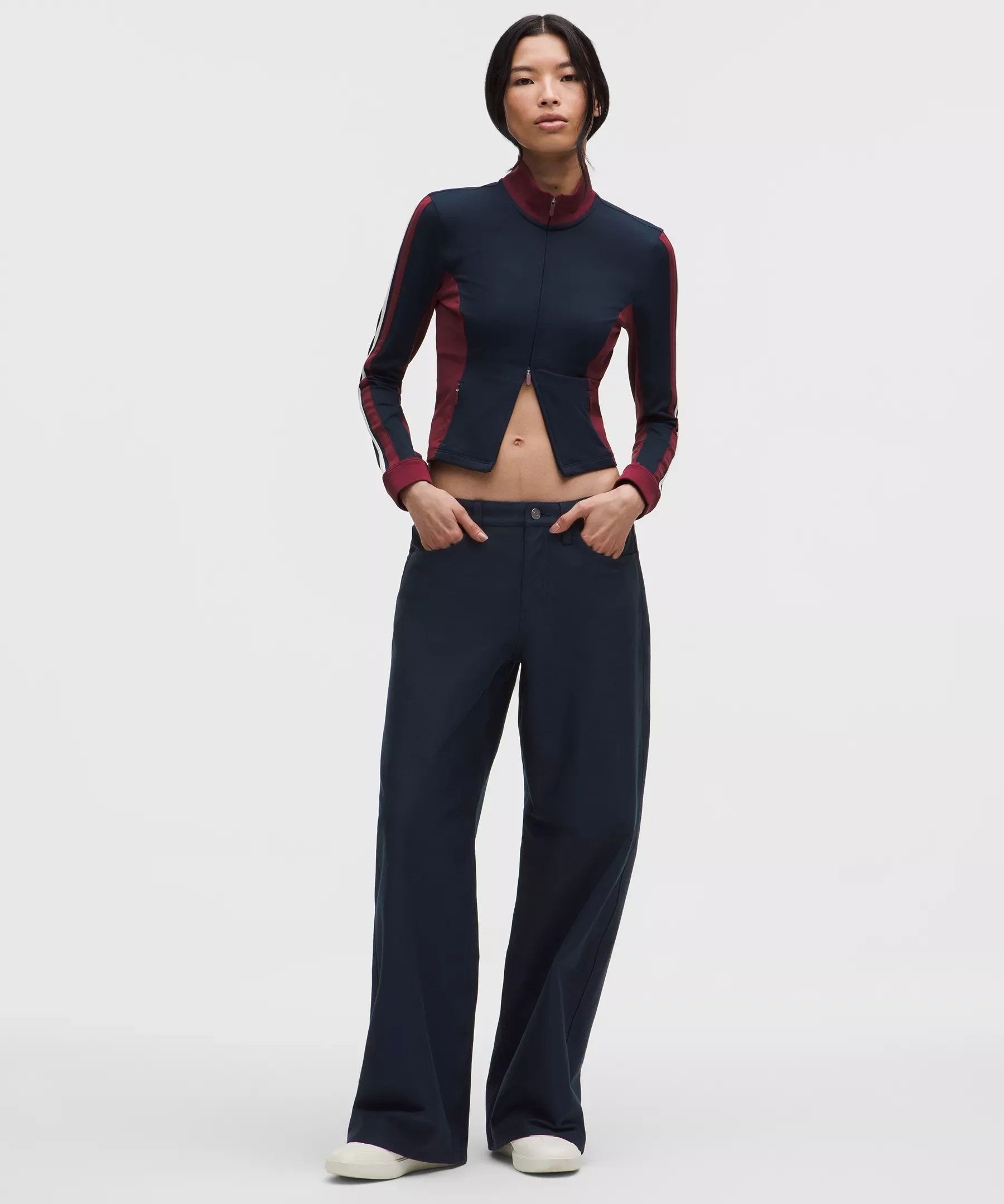 EasyFive Low-Rise Classic Wide-Leg Pant *Regular - 1
